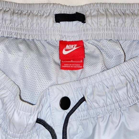 Nike Jogger Pants - Picture 5 of 6